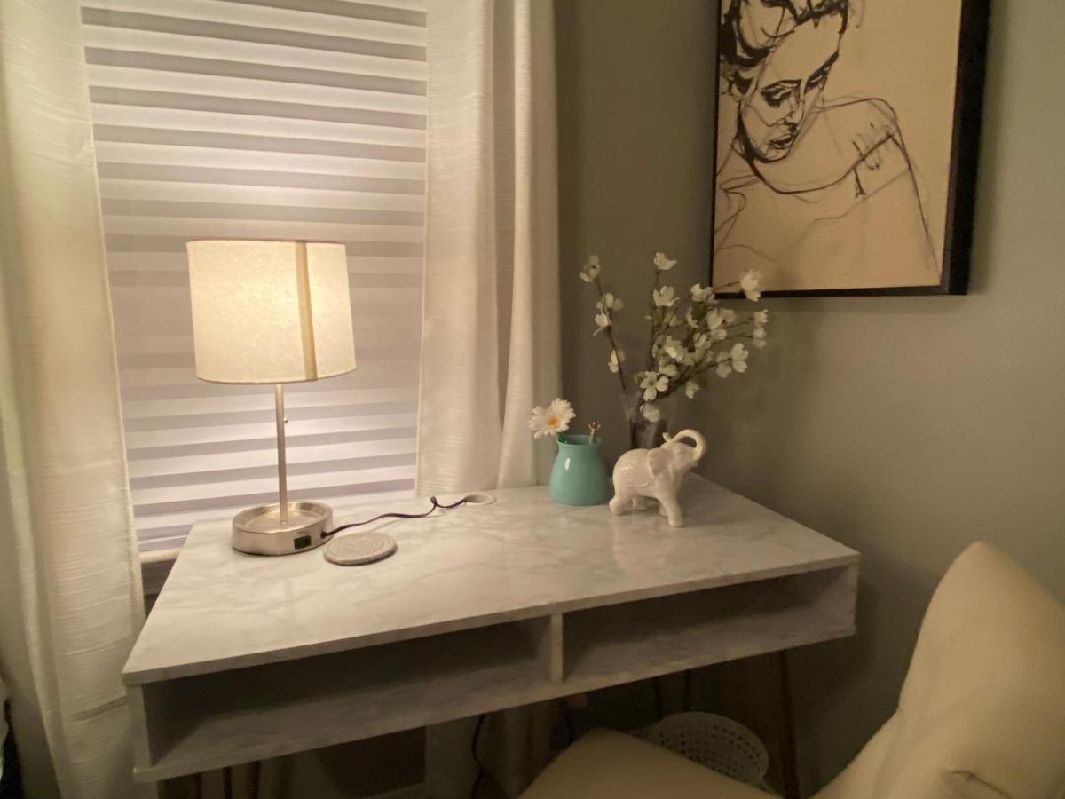 Peace of Cleveland: Pet-Friendly 2BR with Study Apartment Exterior photo